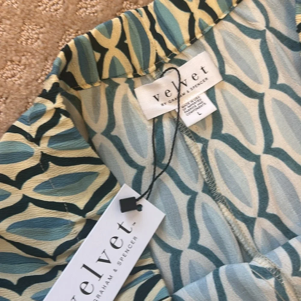 Velvet by Graham & Spencer Matching Set size Large